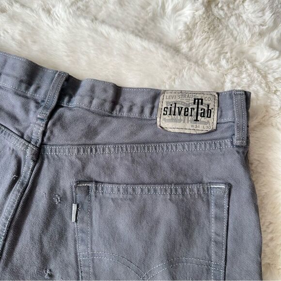 Vintage Levi’s silver tab gray long jean shorts - Picture 6 of 8